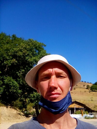  ,   Alksander, 40 ,     , c 