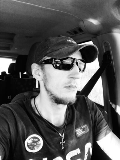  ,   Yrii, 31 ,   ,   