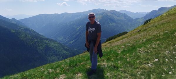  ,   Vitalii, 49 ,   ,   , c , 