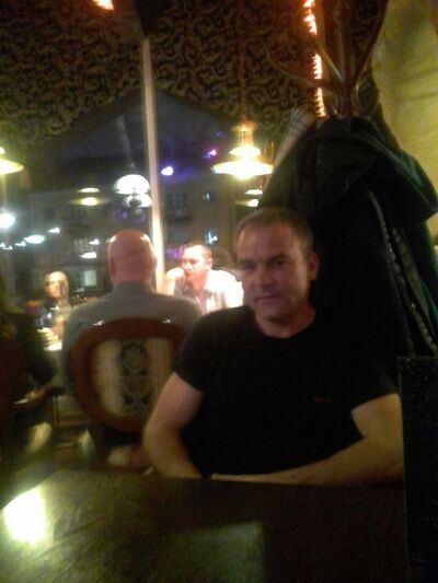  ,   Valentin, 48 ,   ,   , c 