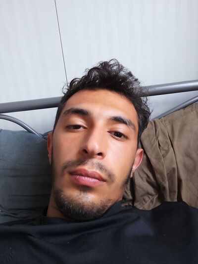  Kemerburgaz,   Ali, 25 ,   ,   
