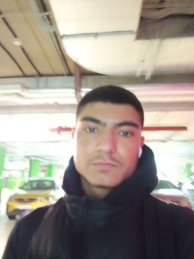  -,   Begzodbek, 25 ,   ,   , c 