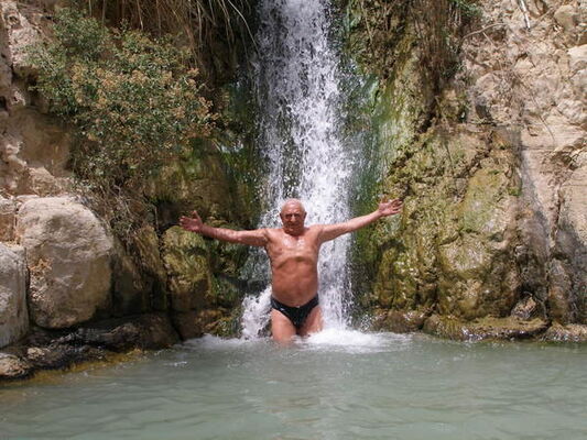  Rishon LeZiyyon,   , 77 ,   ,   , c 