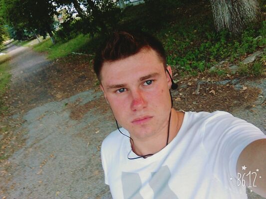  ,   Emil, 29 ,   ,   , c , 