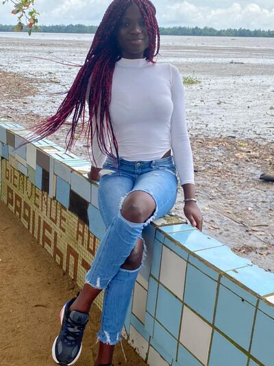  ,   Kelly, 25 ,   ,   