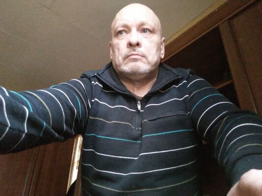  ,   Valdas, 62 ,     , c , 