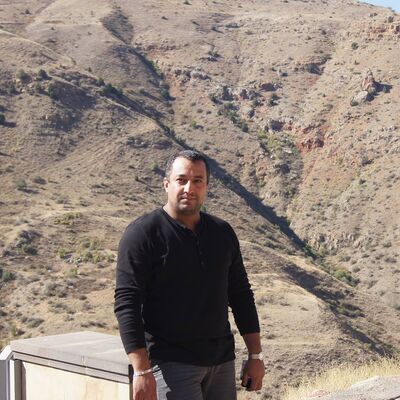  ,   Artur, 43 ,   ,   , c , 