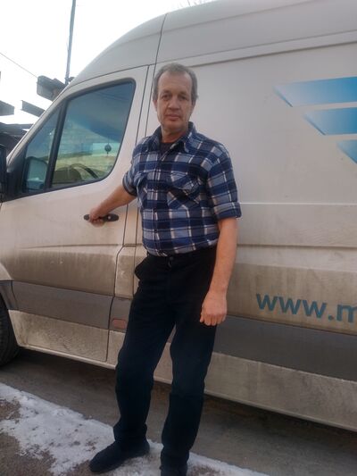  ,   Igor, 49 ,   ,   