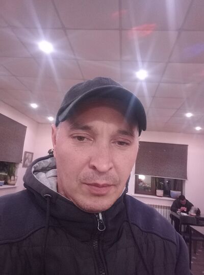  ,   Renat, 41 ,   ,   
