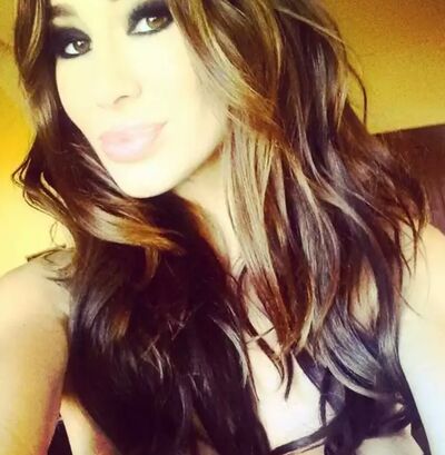  ,   Ann, 32 ,   
