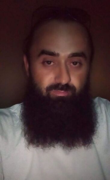  ,   Viktor, 40 ,   ,   , c , 