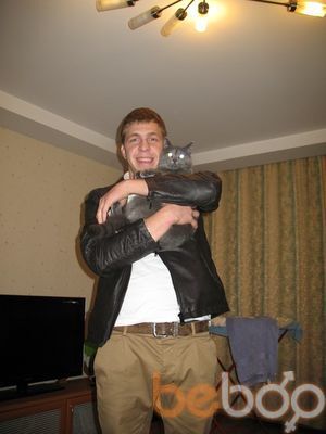  ,   Alex, 37 ,   