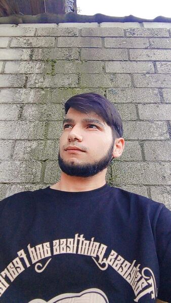  ,   Ahson, 25 ,   ,   , c , 