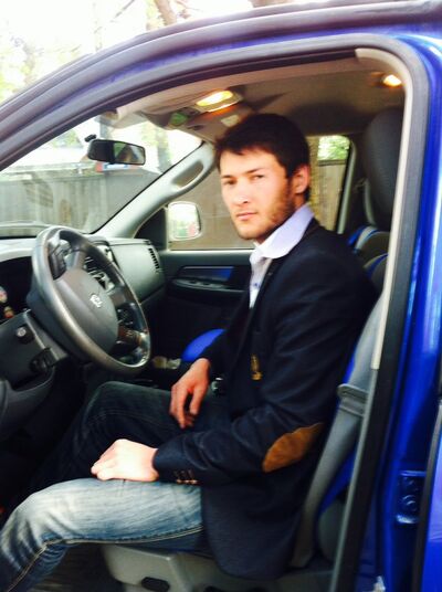  ,   Alik, 35 ,   