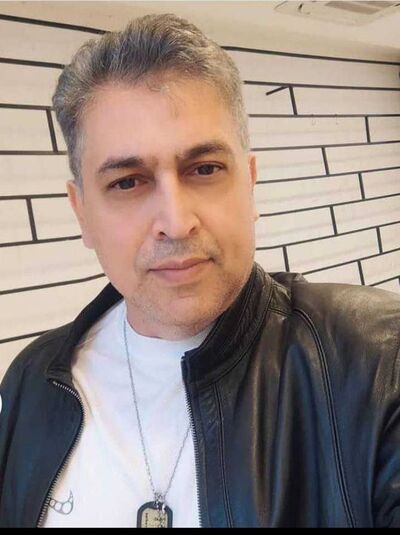  Armadale,   Stephen, 61 ,   ,   