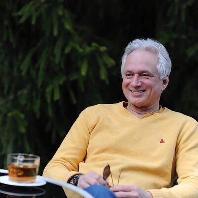  ,   Donald, 61 ,   ,   