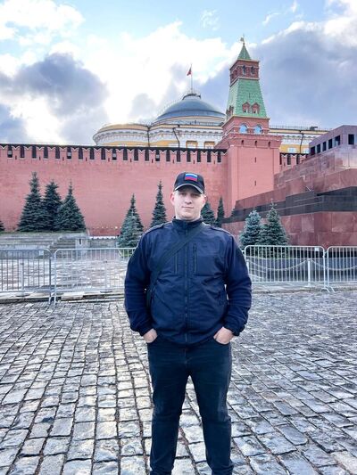  ,   Viktor, 26 ,   ,   , c , 