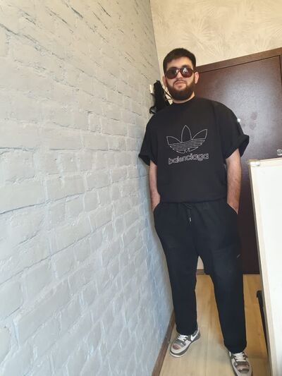  -,   Farid, 27 ,   ,   