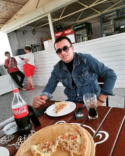  ,   Elvin, 29 ,   ,   