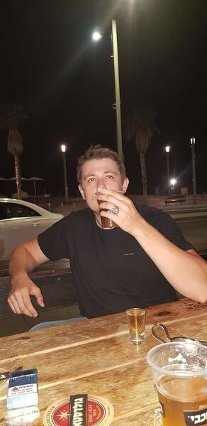  Azor,   Gleb, 33 ,   ,   , c 