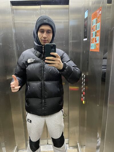  ,   Denis, 26 ,   ,   