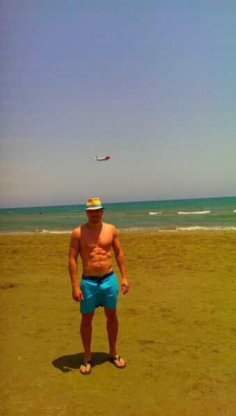  ,   Alex, 39 ,   