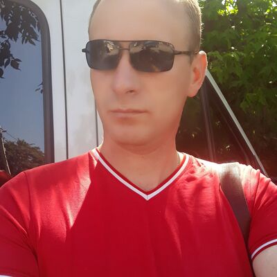  ,   Misha, 41 ,   ,   