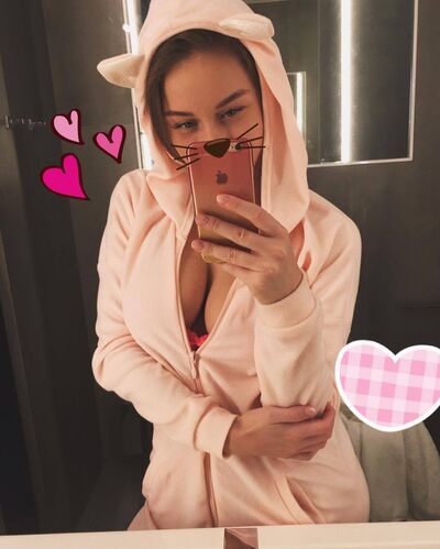  ,   Taya, 27 ,   ,   , c 