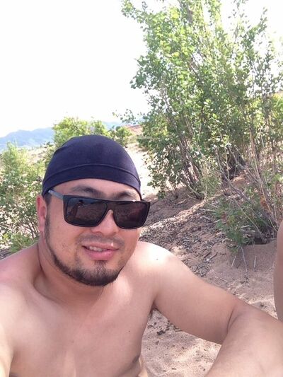  ,   Mika, 34 ,   