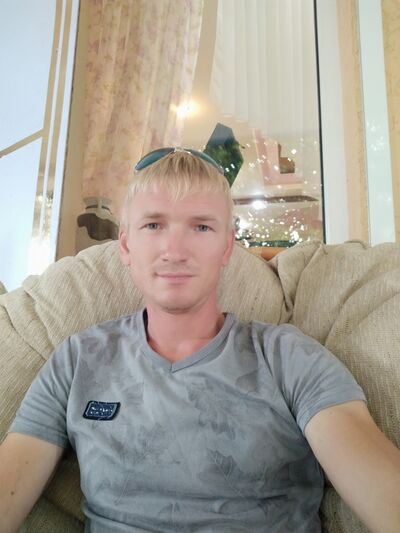  ,   Igor, 39 ,  