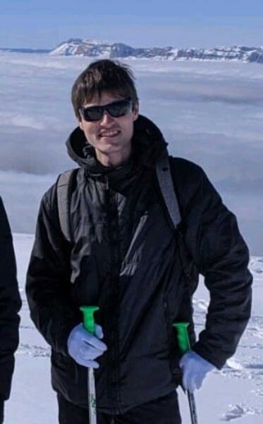  Praha,   Larry, 30 ,   ,   , c 