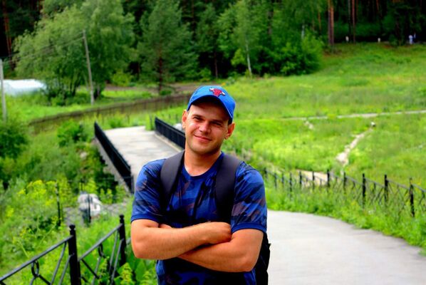  ,   Mikhail, 29 ,   ,   