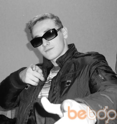  1613339  Albert, 32 ,     