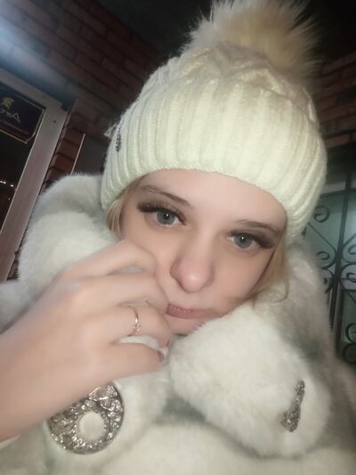  ,   Kristina, 21 ,   ,   , c , 