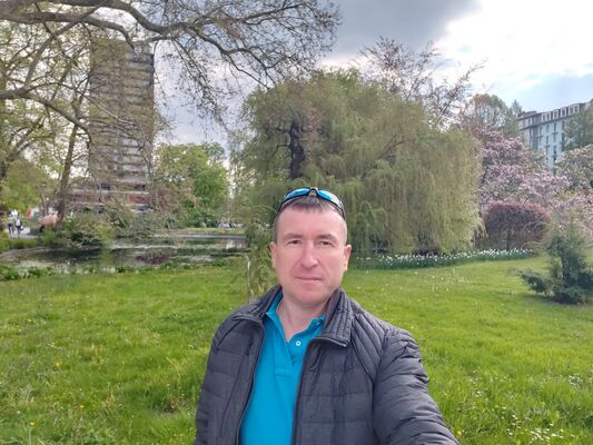  Frankfurt am Main,   , 47 ,   ,   