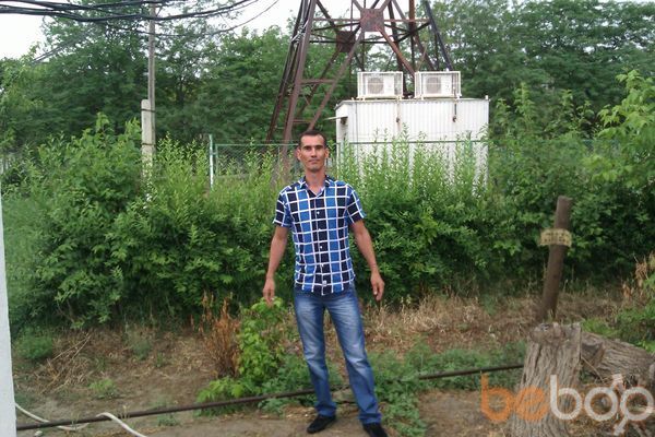  ,   Jonik, 45 ,   