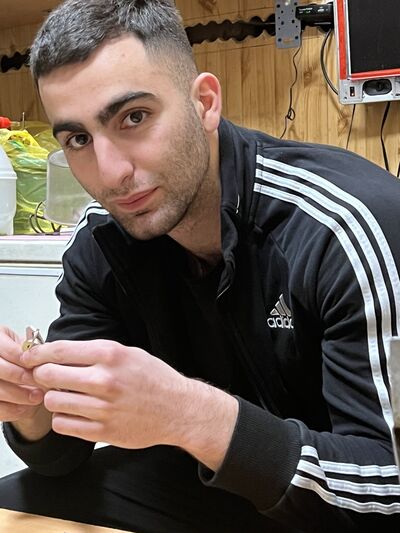  ,   Zaven, 23 ,   ,   