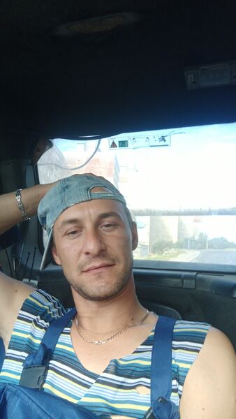 ,   Gonza, 37 ,   ,   