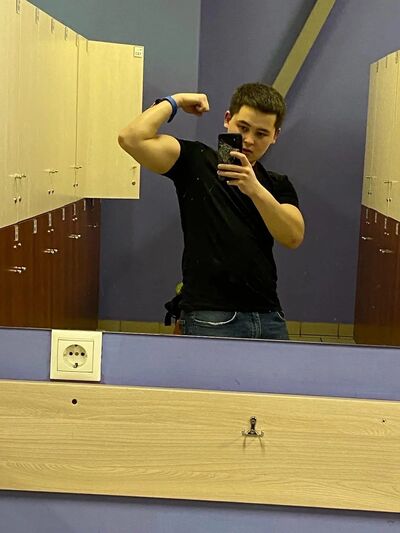 ,   MAN, 27 ,   