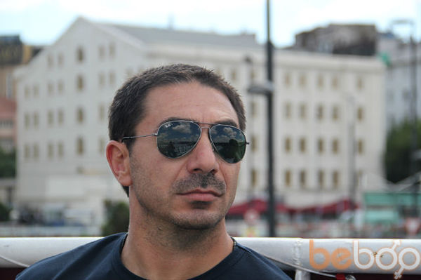  ,   Atilla, 49 ,   