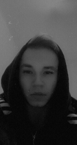   ,   Kim, 21 ,   ,   , c , 