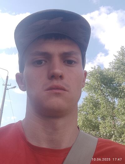  ,   Stanislav, 27 ,   c 