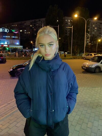  ,   Maxim, 21 ,   ,   , c , 