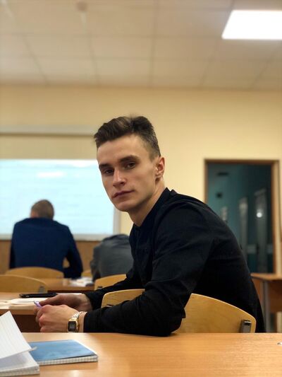  ,   Daniyar, 22 ,   ,   , c 