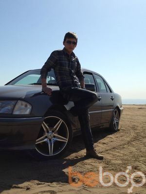  ,   Elvin, 31 ,   