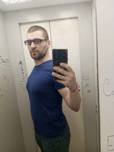  ,   Anton, 29 ,   ,   