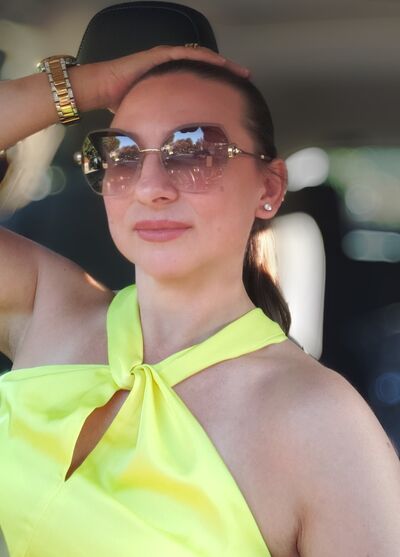  Glendale,   Larisa, 51 ,  