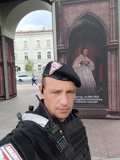  ,   Andrej, 47 ,   ,   