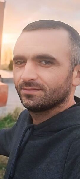  ,   Harut, 39 ,   ,   