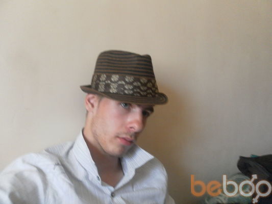  -,   Ryl, 33 ,   